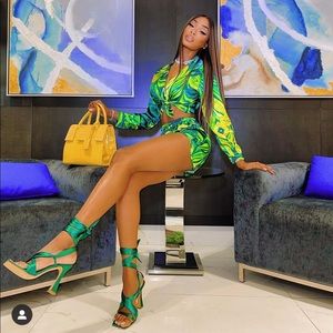 Sleepwrd Paris” (Silk Set) in Small